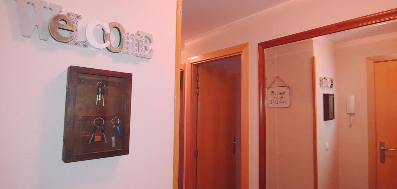 Friends&Family Apartment Ескарай Екстериор снимка